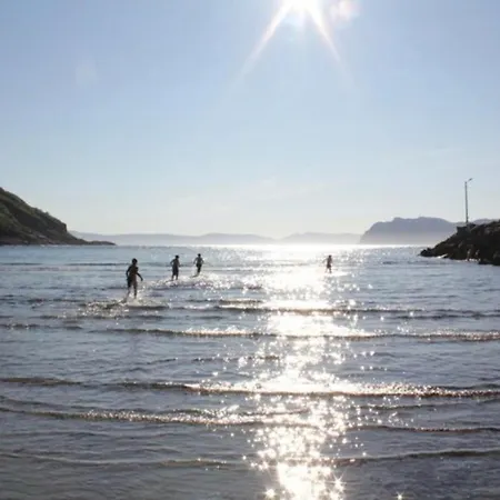 Visit Årviksand